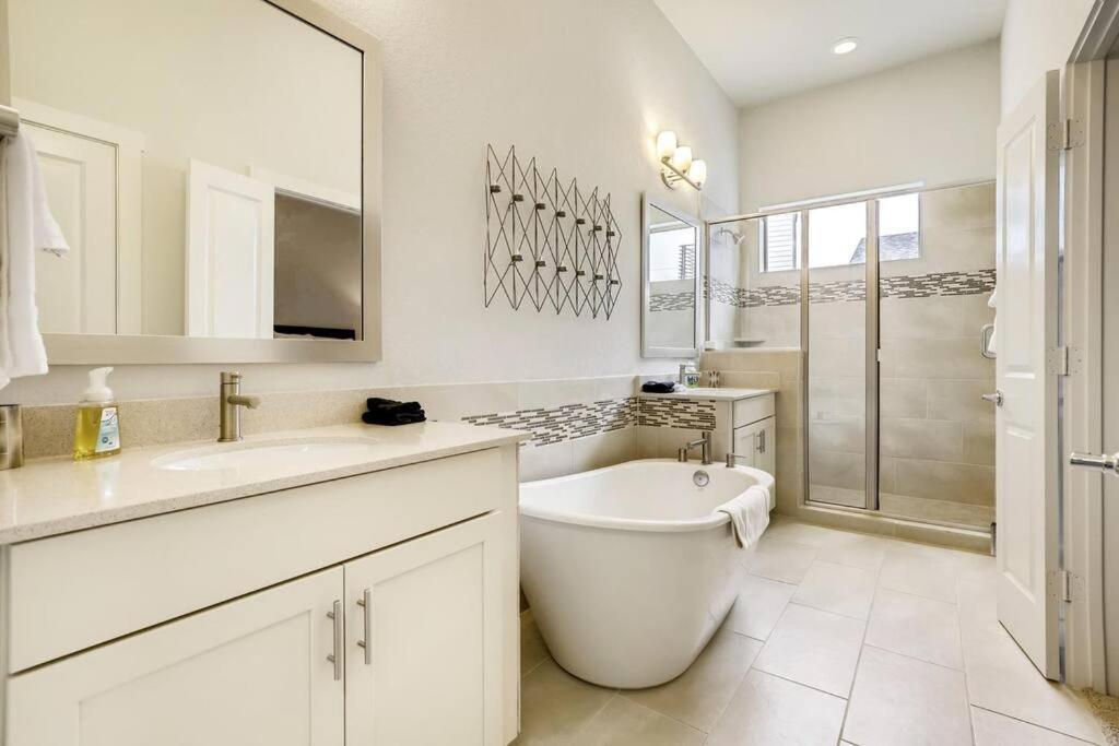 Gorgeous 4 Bed Home On St Mary'S - Minutes To Riverwalk/Pearl San Antonio Eksteriør billede