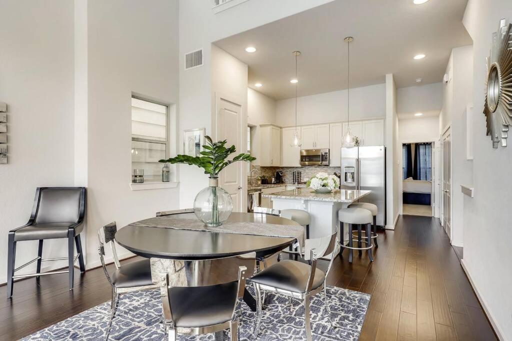 Gorgeous 4 Bed Home On St Mary'S - Minutes To Riverwalk/Pearl San Antonio Eksteriør billede