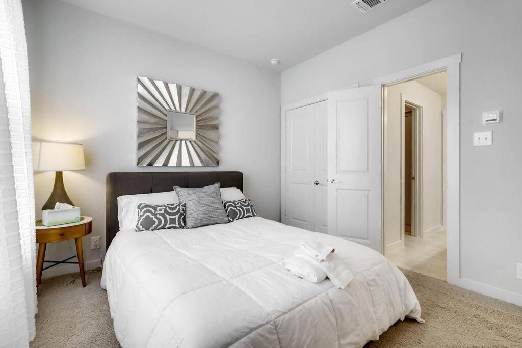 Gorgeous 4 Bed Home On St Mary'S - Minutes To Riverwalk/Pearl San Antonio Eksteriør billede